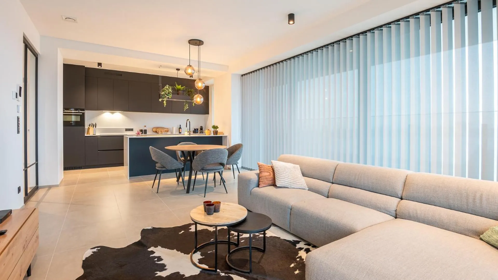 New Apartment With Stunning Views, Pool And Fitness Ostenda